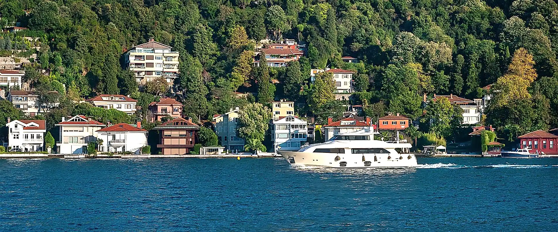 boats and yacht rentals slide